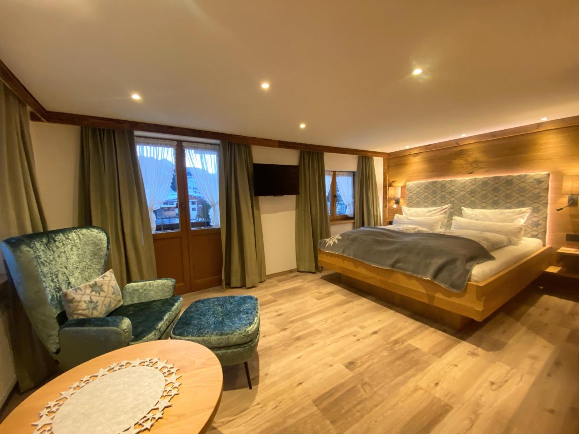 Gatterhof Hotel Riezlern Eksteriør billede
